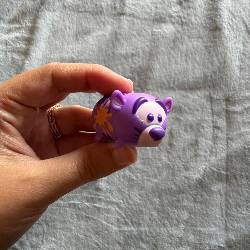Disney Tsum Tsum Tigger Purple Paint Splatter Vinyl Figure Toy - C019